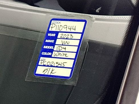 Certified 2023 Volkswagen ID.4 Pro image 26