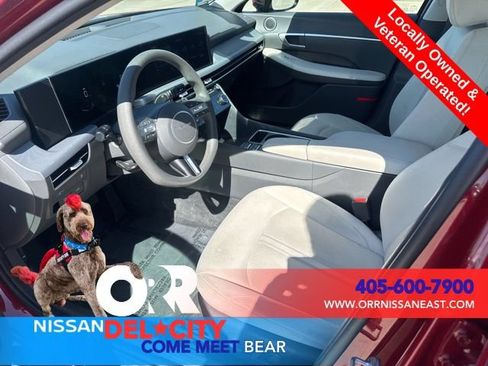 Used 2025 Hyundai Sonata SEL FWD image 11
