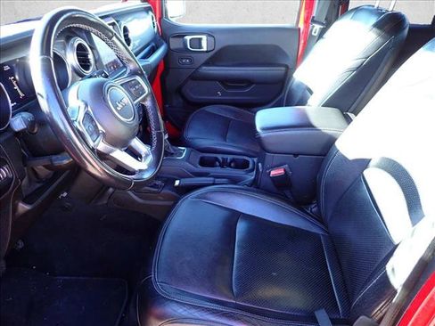 Used 2021 Jeep Wrangler Unlimited Sahara image 10