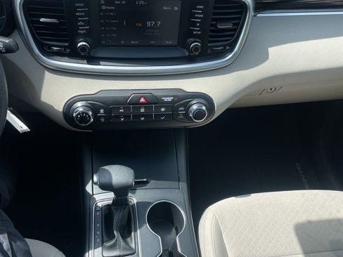 Used 2019 Kia Sorento AWD image 4