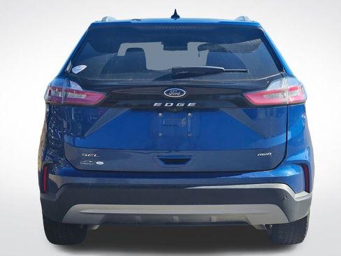 Used 2024 Ford Edge SEL w/ Convenience Package image 6