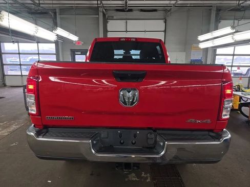 Used 2024 RAM 2500 Big Horn w/ Bed Utility Group image 5