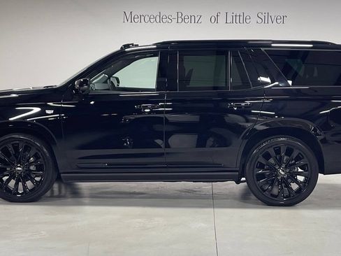 Used 2026 Cadillac Escalade Platinum Sport w/ LPO, ONYX Package AWD/4WD image 2