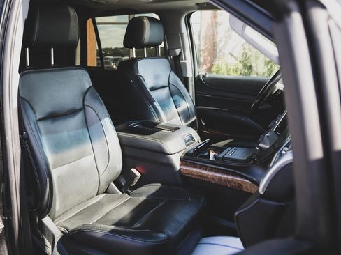 Used 2019 Chevrolet Tahoe Premier image 35