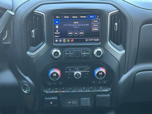 Used 2020 GMC Sierra 1500 AT4 w/ AT4 Premium Package image 18