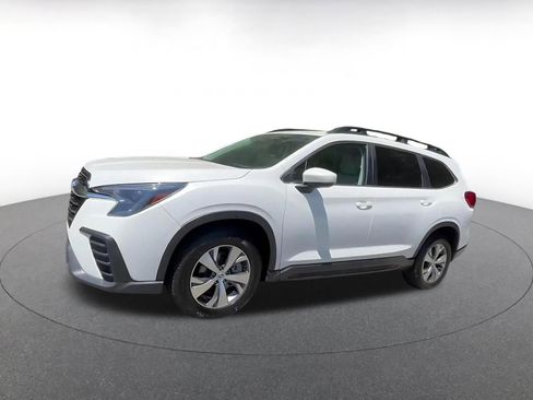 Used 2024 Subaru Ascent Premium w/ Convenience Package AWD/4WD image 7