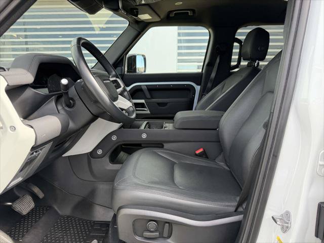Used 2023 Land Rover Defender 110 S AWD/4WD image 20