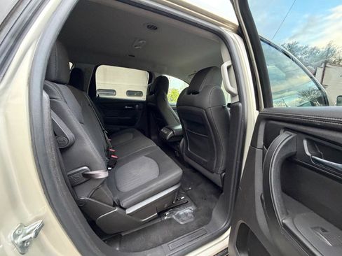 Used 2014 Chevrolet Traverse LT FWD image 27