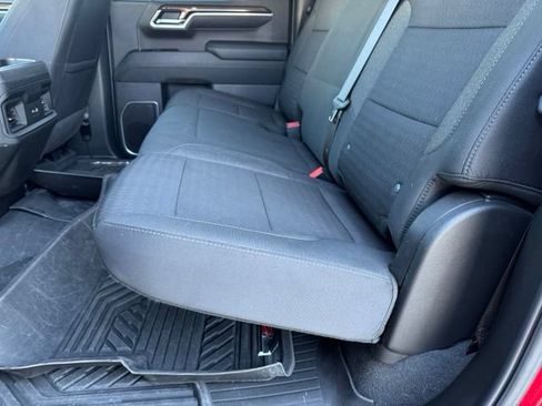 Used 2023 Chevrolet Silverado 1500 RST AWD/4WD image 7