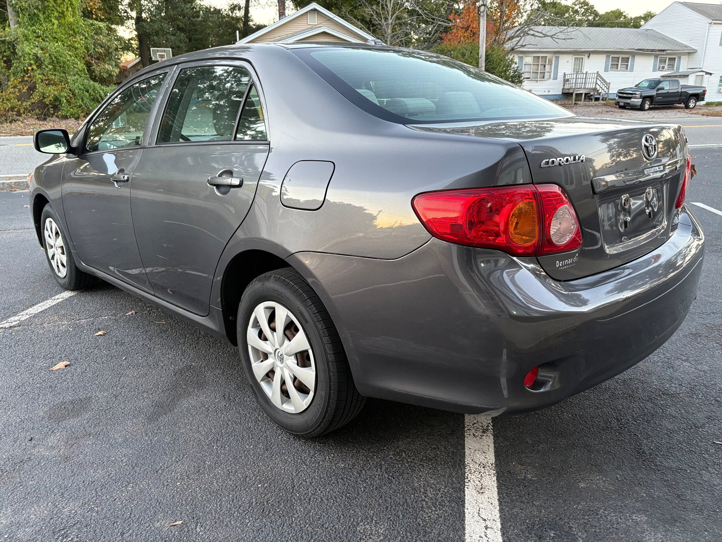 Used 2010 Toyota Corolla LE w/ All Weather Guard Pkg FWD image 7