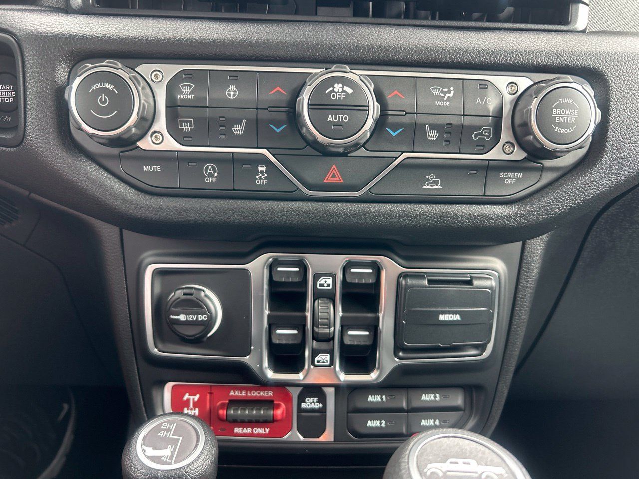 New 2027 Jeep Gladiator Sport AWD/4WD image 21