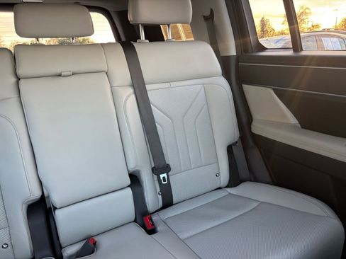 Used 2025 Hyundai Santa Fe SEL image 39