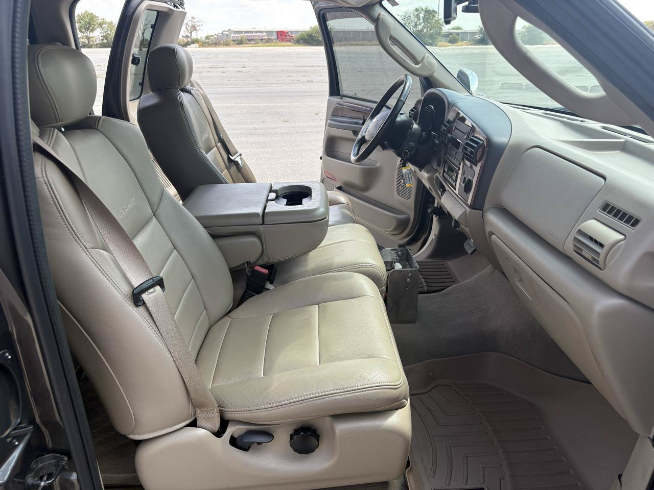 Used 2006 Ford F250 Lariat AWD/4WD image 29