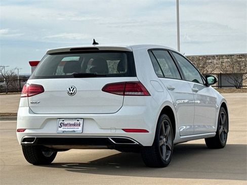Used 2020 Volkswagen Golf 4-Door image 8