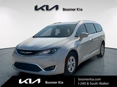 Used 2017 Chrysler Pacifica Touring-L Plus