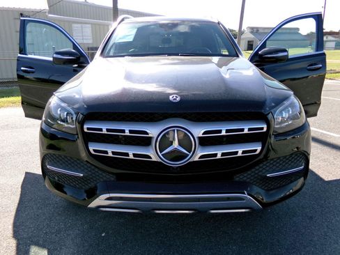 Used 2020 Mercedes-Benz GLS 450 4MATIC image 7