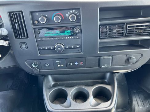 Used 2025 GMC Savana 2500 w/ Driver Convenience Package RWD image 16