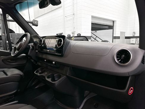 New 2026 Mercedes-Benz Sprinter 3500 image 28