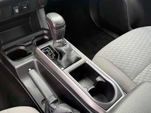 Used 2023 Toyota Tacoma SR5 w/ Technology Package AWD/4WD image 24