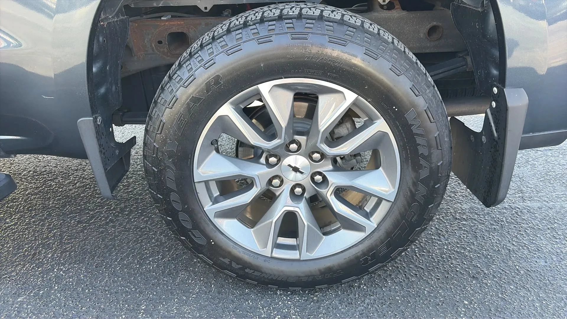 Used 2019 Chevrolet Silverado 1500 RST w/ All-Star Edition AWD/4WD image 19