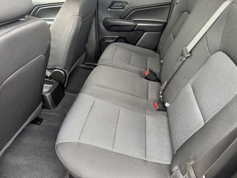 Used 2023 Chevrolet Colorado W/T image 15