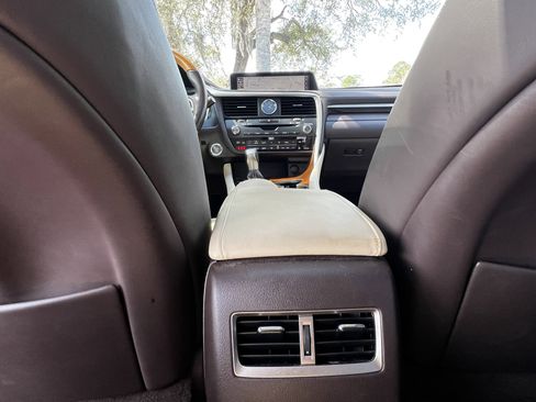 Used 2019 Lexus RX 350 FWD w/ Navigation Package image 38