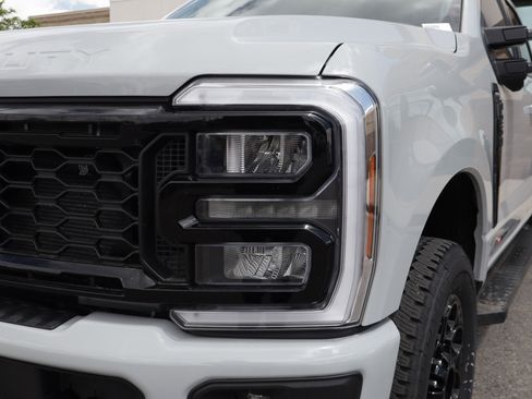 New 2026 Ford F250 Lariat w/ Black Appearance Package AWD/4WD image 13