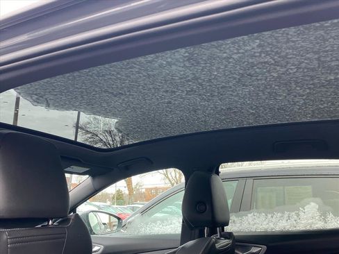 Certified 2024 Volkswagen ID.4 Pro S image 20