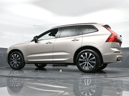 New 2025 Volvo XC60 B5 Core w/ Protection Package Premier image 44