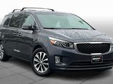 Used 2017 Kia Sedona SX image 2