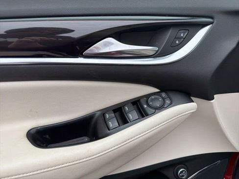 Used 2023 Buick Enclave Essence w/ Sport Touring Edition image 27