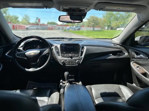 Used 2020 Chevrolet Malibu Premier FWD image 15
