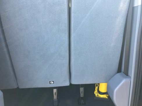 Used 2016 Ford Transit 350 XL RWD image 7