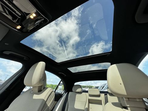 Certified 2025 Mercedes-Benz C 300 Sedan image 34
