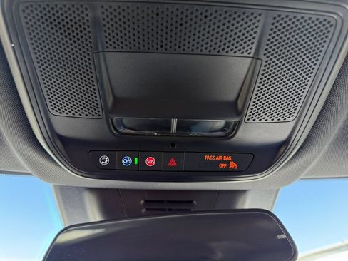 New 2026 Chevrolet Equinox EV LT AWD/4WD image 19