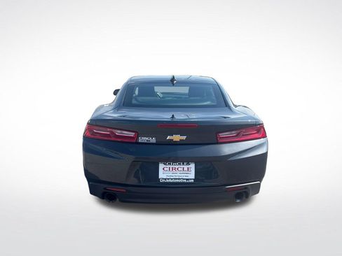 Used 2016 Chevrolet Camaro LT RWD image 6