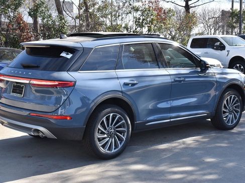 New 2026 Lincoln Corsair Reserve image 6