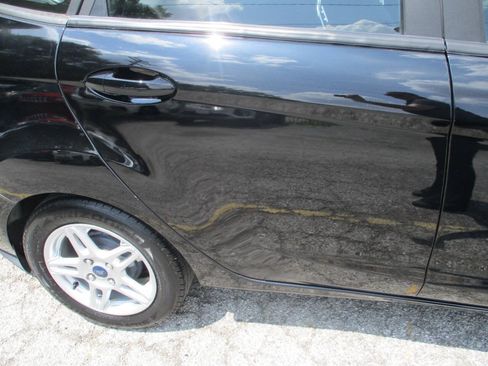 Used 2019 Ford Fiesta SE FWD image 20