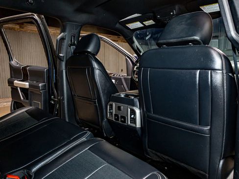 Used 2022 Ford F250 Lariat w/ Snow Plow/Camper Package image 26