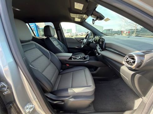 Used 2026 Chevrolet Equinox LT w/ Convenience Package II image 24