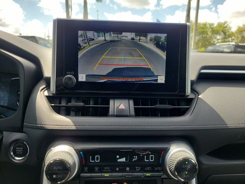 Used 2025 Toyota RAV4 XLE w/ Convenience Package FWD image 27