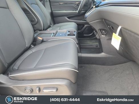 New 2026 Honda Odyssey Touring image 12