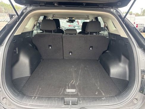 Used 2025 Kia Sportage LX image 16