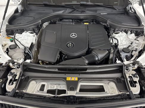 Certified 2025 Mercedes-Benz GLC 350e 4MATIC image 32