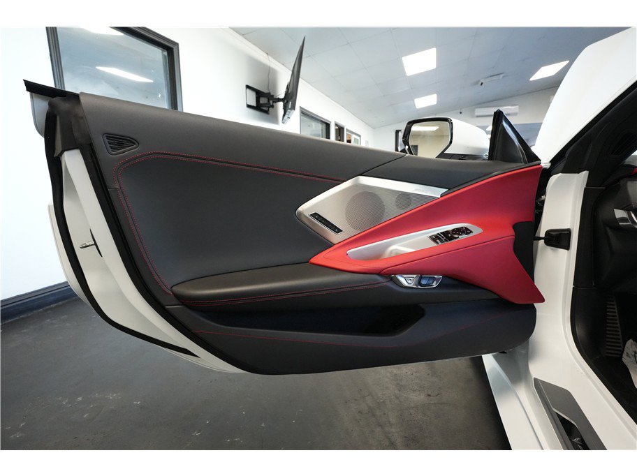 Used 2022 Chevrolet Corvette Stingray Preferred Cpe w/ Z51 Performance Package RWD image 14
