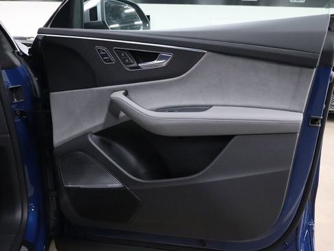 Used 2024 Audi SQ8 Prestige w/ Prestige Package image 21