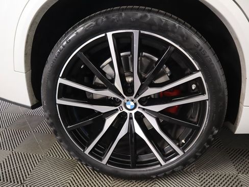 Certified 2023 BMW X5 M50i w/ Executive Package image 33