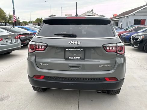 Used 2019 Jeep Compass Limited w/ Safety & Security Group AWD/4WD image 6