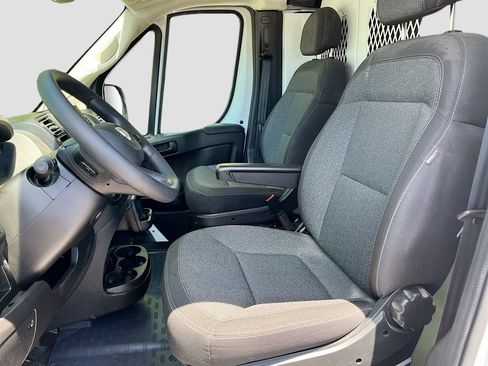 Used 2025 RAM ProMaster 1500 FWD image 19