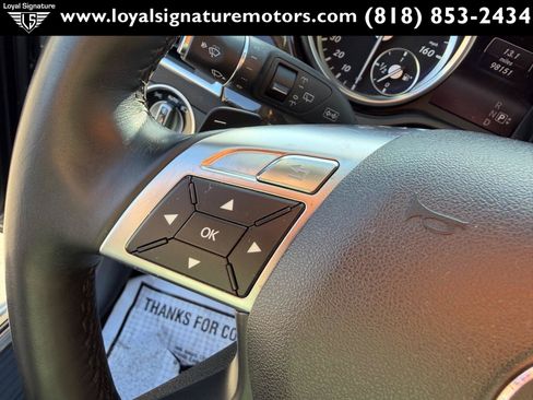 Used 2014 Mercedes-Benz GL 450 4MATIC image 31